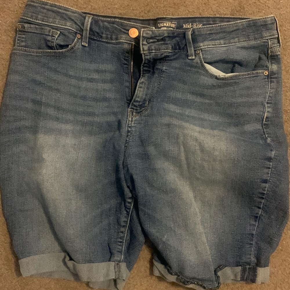 **3/$20 sale - any item $10 and under** Bermuda shorts from Levi’s!